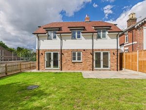 Rear- click for photo gallery